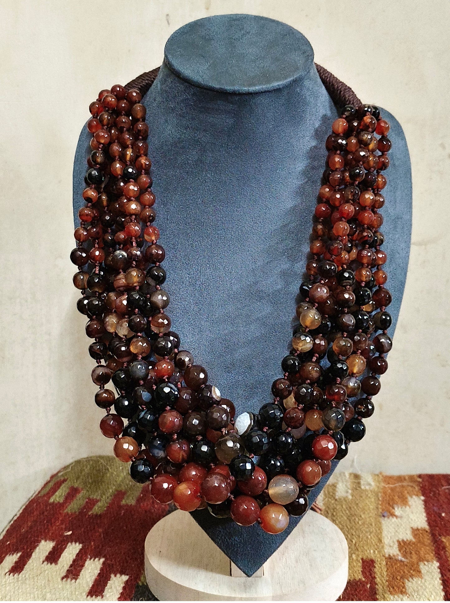 Ruhani -touche of elegance
